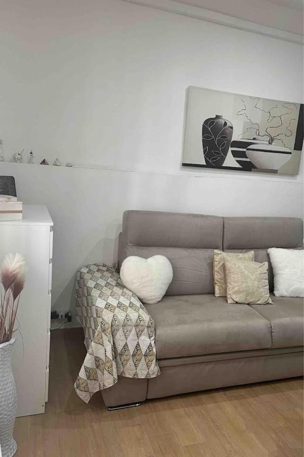 Monohouseinbari Apartment ภายนอก รูปภาพ